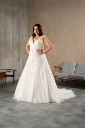 Magasin de robe de mariée qui propose la marque Modeca à Saint-Étienne